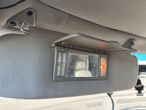 Used 1999 GMC Savana 1500 image 79