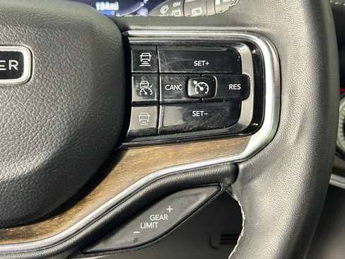 Used 2024 Jeep Grand Wagoneer L 4WD image 34