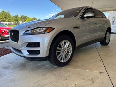 Used 2017 Jaguar F-PACE Prestige AWD/4WD image 7