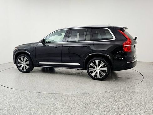 Certified 2024 Volvo XC90 T8 Ultimate w/ Protection Package Premier AWD/4WD image 7