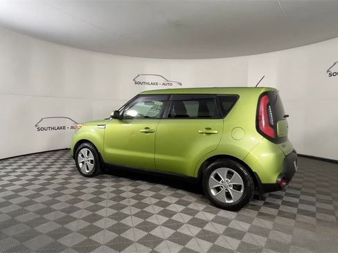 Used 2016 Kia Soul Base image 6