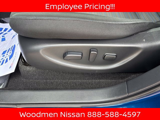 Certified 2025 Nissan Leaf SV Plus FWD image 14
