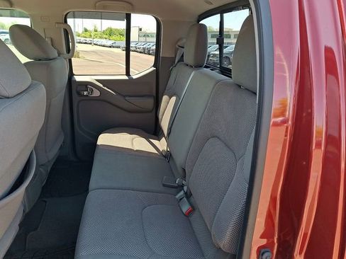 Used 2021 Nissan Frontier SV AWD/4WD image 8