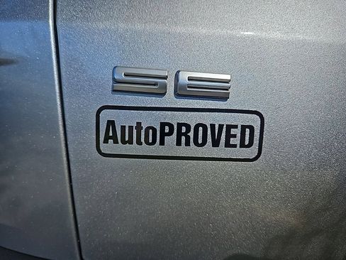 Used 2022 Ford Escape SE image 11