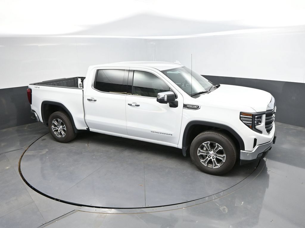 Used 2024 GMC Sierra 1500 SLT AWD/4WD image 26