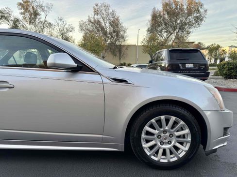 Used 2011 Cadillac CTS AWD Wagon image 15
