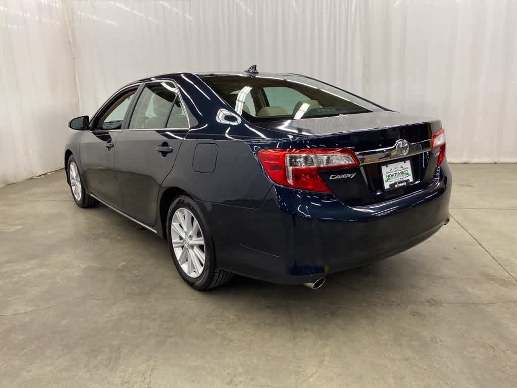 Used 2013 Toyota Camry XLE FWD image 4