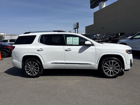Used 2023 GMC Acadia Denali FWD image 2