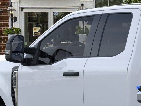 New 2025 Ford F350 XLT w/ XLT Value Package image 29