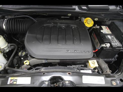 Used 2019 Dodge Grand Caravan GT FWD image 22