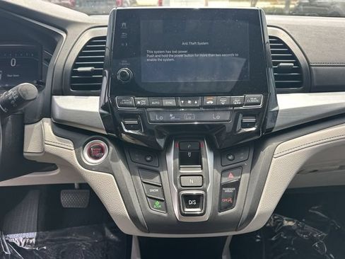 Used 2018 Honda Odyssey EX-L image 45