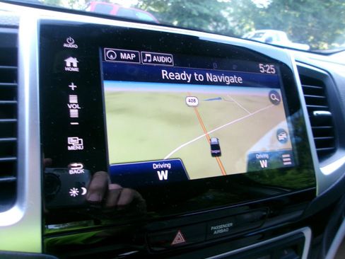 Used 2018 Honda Ridgeline RTL-E image 2