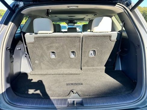 Used 2022 Hyundai Palisade SEL w/ 8P Bench Seat Package image 32