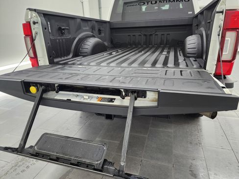 Used 2020 Ford F250 Lariat image 33