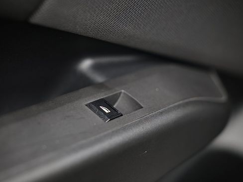 Used 2025 BMW X3 xDrive30i w/ M Sport Package image 24