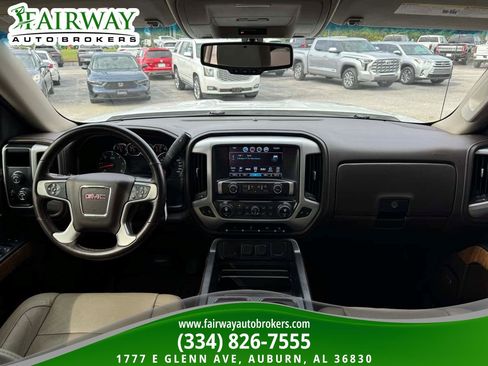 Used 2018 GMC Sierra 1500 SLT w/ SLT Premium Package AWD/4WD image 14