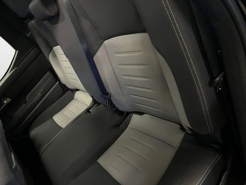 Certified 2025 Toyota Tacoma TRD Off-Road image 14