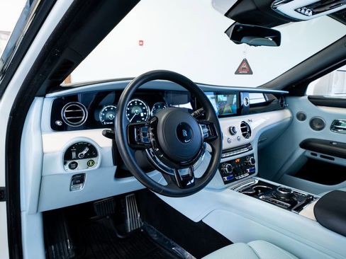 Used 2022 Rolls-Royce Ghost AWD/4WD image 19