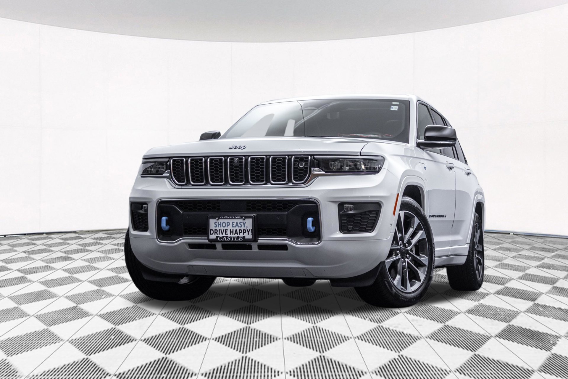 Used 2022 Jeep Grand Cherokee Overland w/ Advanced Protech Group III AWD/4WD image 2