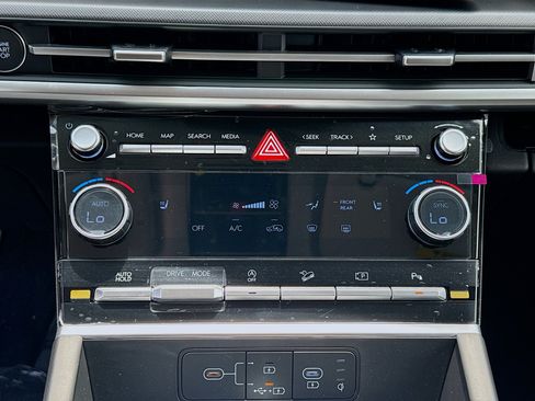 New 2026 Hyundai Santa Fe SEL w/ Tow & Go Package FWD image 12