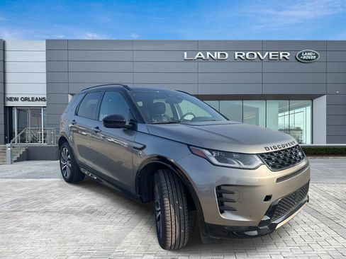 Used 2024 Land Rover Discovery Sport Dynamic SE image 5