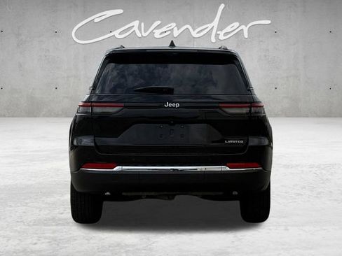 Used 2023 Jeep Grand Cherokee Limited w/ Luxury Tech Group II image 15