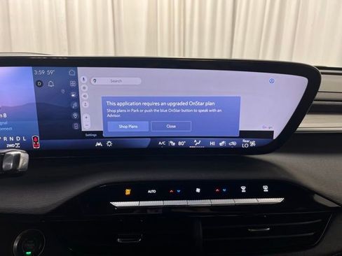 Used 2025 Buick Enclave Preferred image 21