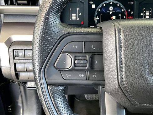 Used 2025 Toyota Tacoma SR5 image 10