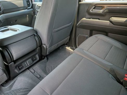 Used 2024 Chevrolet Silverado 2500 LT AWD/4WD image 33