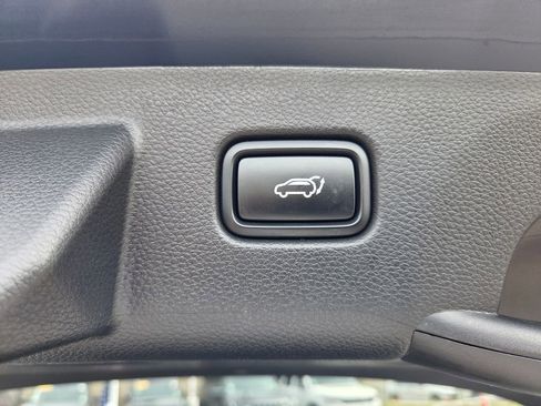 Used 2024 Kia Seltos SX w/ SX Sunroof Package image 34