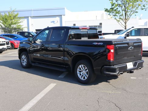 Used 2024 Chevrolet Silverado 1500 RST w/ Convenience Package II AWD/4WD image 19