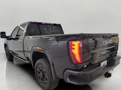 Used 2024 GMC Sierra 2500 Denali Ultimate w/ Snow Plow Prep/Camper Package AWD/4WD image 19