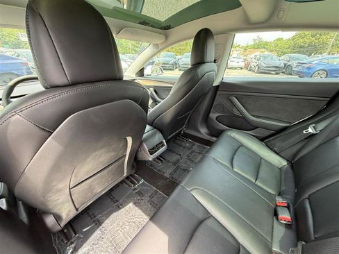 Used 2023 Tesla Model 3 Standard Range RWD image 13