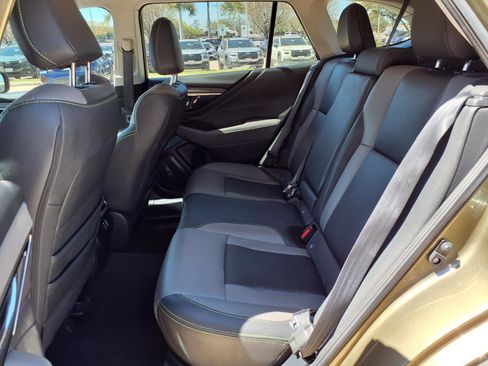Certified 2025 Subaru Outback Onyx Edition image 19