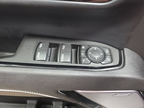 Used 2025 GMC Sierra 2500 AT4X AWD/4WD image 26
