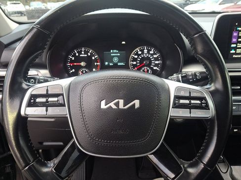 Certified 2022 Kia Telluride S image 20