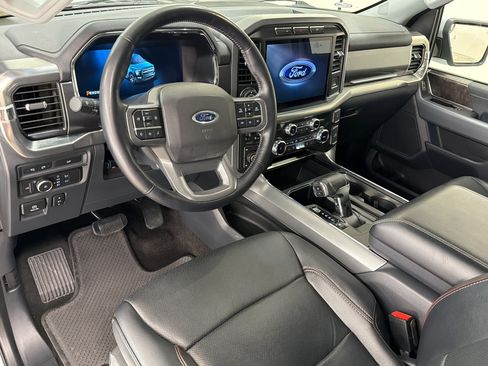Certified 2022 Ford F150 Lariat w/ Trailer Tow Package AWD/4WD image 4