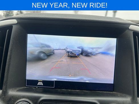 Used 2024 GMC Terrain SLT image 20