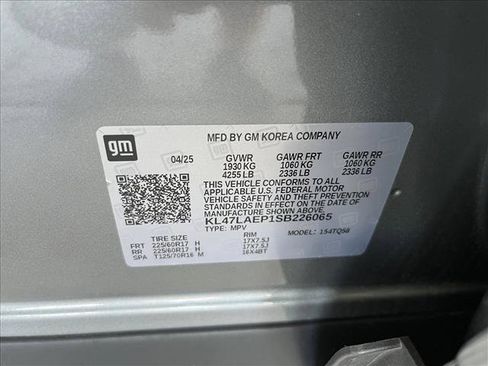 Used 2025 Buick Envista Preferred FWD image 24