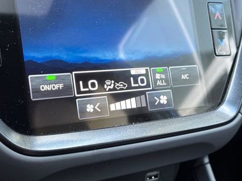 Used 2024 Subaru Crosstrek 2.5i Sport image 19