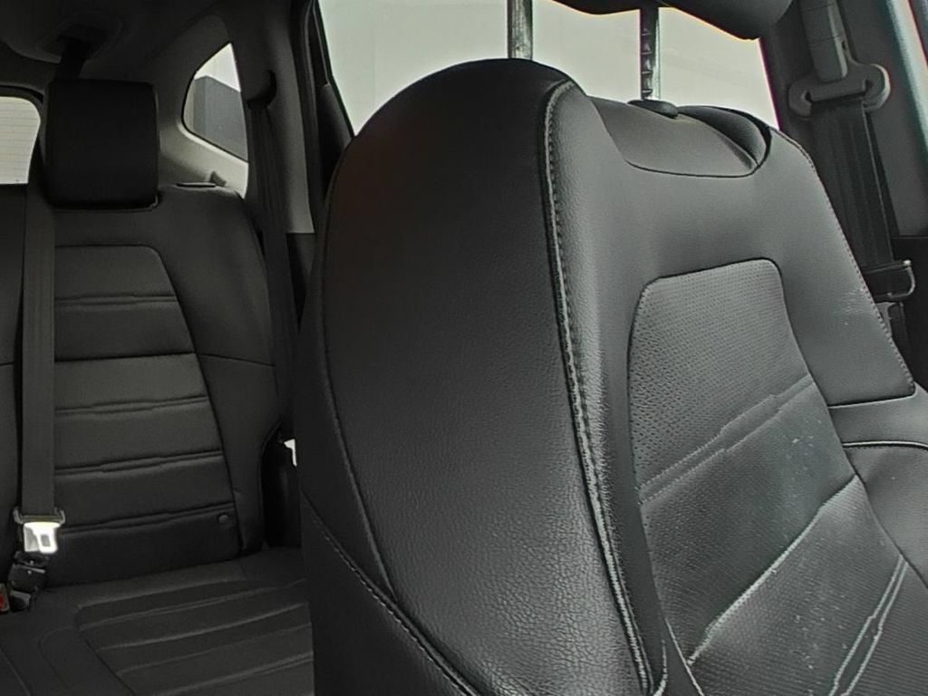 Used 2021 Honda CR-V Touring image 11