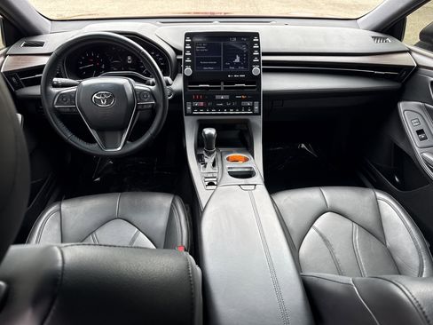 Used 2022 Toyota Avalon XLE FWD image 52