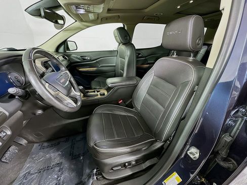 Used 2019 GMC Acadia Denali w/ Technology Package image 31