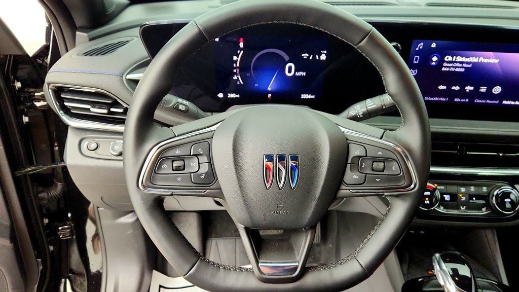 Used 2025 Buick Envista Sport Touring w/ Convenience I Package FWD image 14