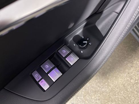 Used 2024 Audi A6 Premium Plus image 19