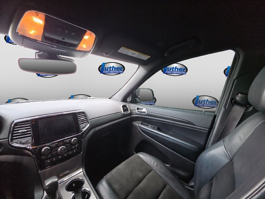 Used 2020 Jeep Grand Cherokee Altitude AWD/4WD image 13