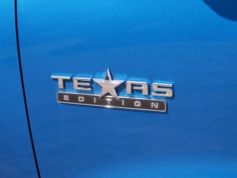 Used 2023 Chevrolet Silverado 1500 RST w/ Texas Edition Plus AWD/4WD image 3