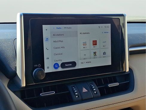 Used 2024 Toyota RAV4 XLE Premium image 44