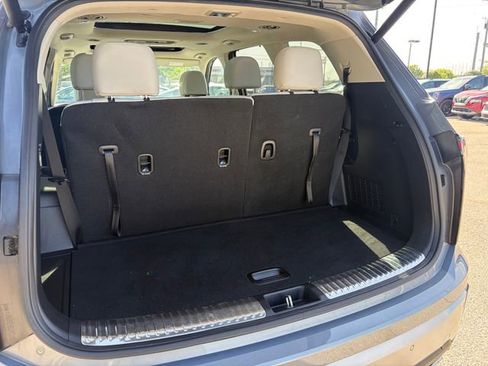 Used 2023 Kia Telluride SX AWD/4WD image 9