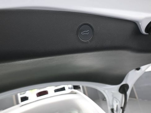 Used 2021 Tesla Model 3 Standard Range Plus RWD image 34